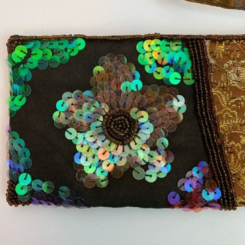 Handmade Sequins Embroidered Embellished Wristlet